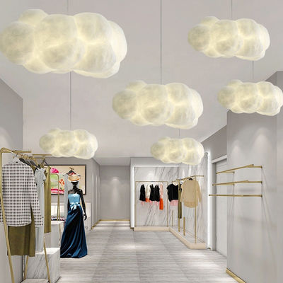 Weiße sich hin- und herbewegende moderne hängende Lichter der Wolken-LED, Leuchter für Wohnzimmer