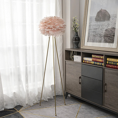 Metallstativ-Stehlampe-Feder-Rosa-Dekoration des Wohnzimmer-Schlafzimmer-E26