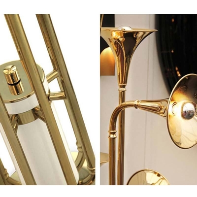 Retro- Goldstehlampe-Instrument-Wohnzimmer-Horn formen geführte Lampen