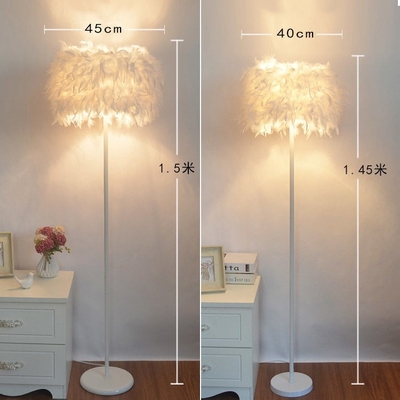 Feder-Crystal Floor Lamp Wedding Living-Raum-Schlafzimmer-Nachttischlampe-Schönheits-Anker-Fülle-Licht