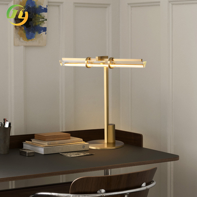 JYLIGHTING Moderne nordische einfache Luxus-LED-Tischlampe Kupferglas für Schlafzimmer Hotel Wohnzimmer Studie Sofa Ecklicht